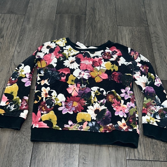 Girls xhilaration floral sweater - Picture 1 of 6